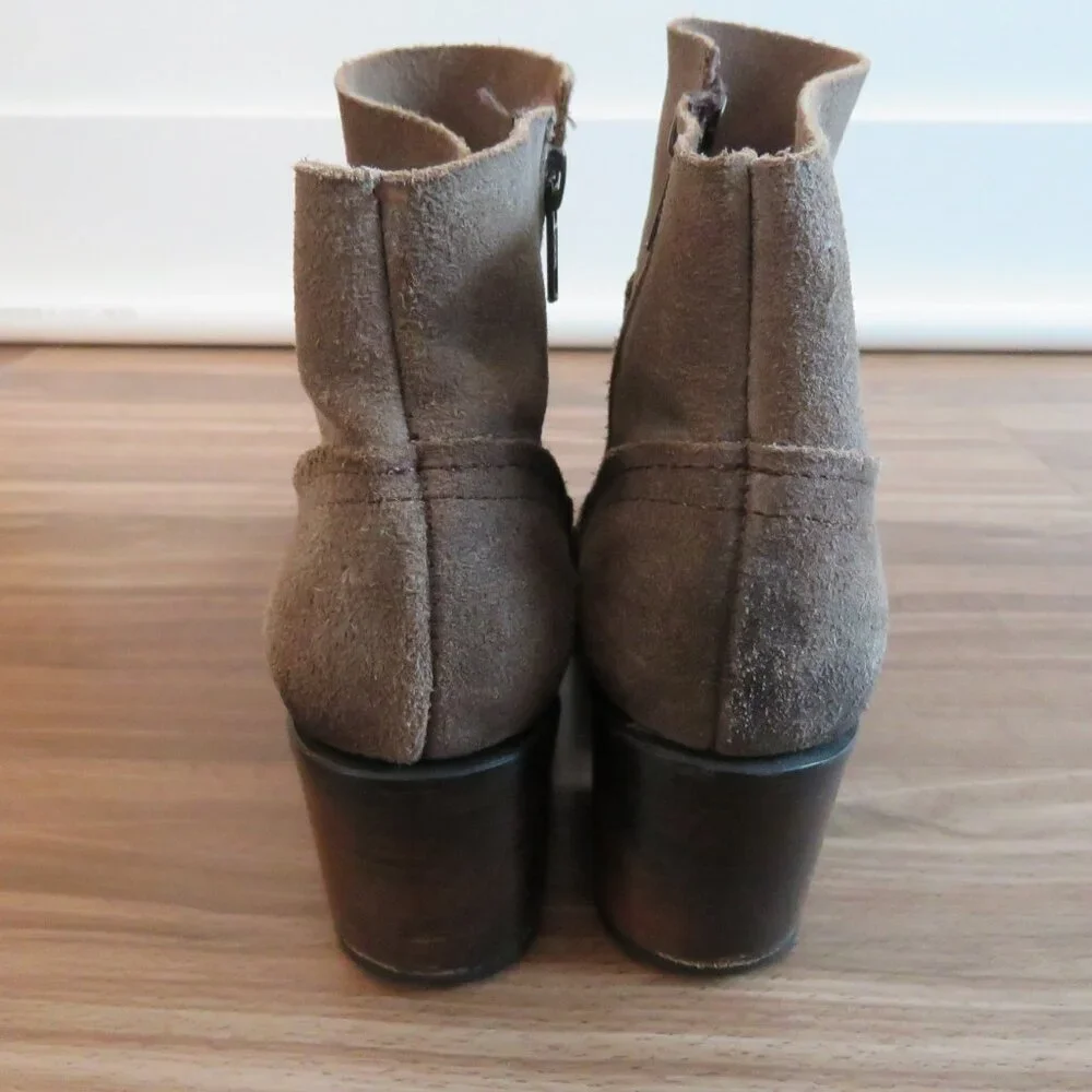 FREEBIRD BY STEVEN Salt Distressed Suede Bootie Boots in Taupe Gray - Size 6